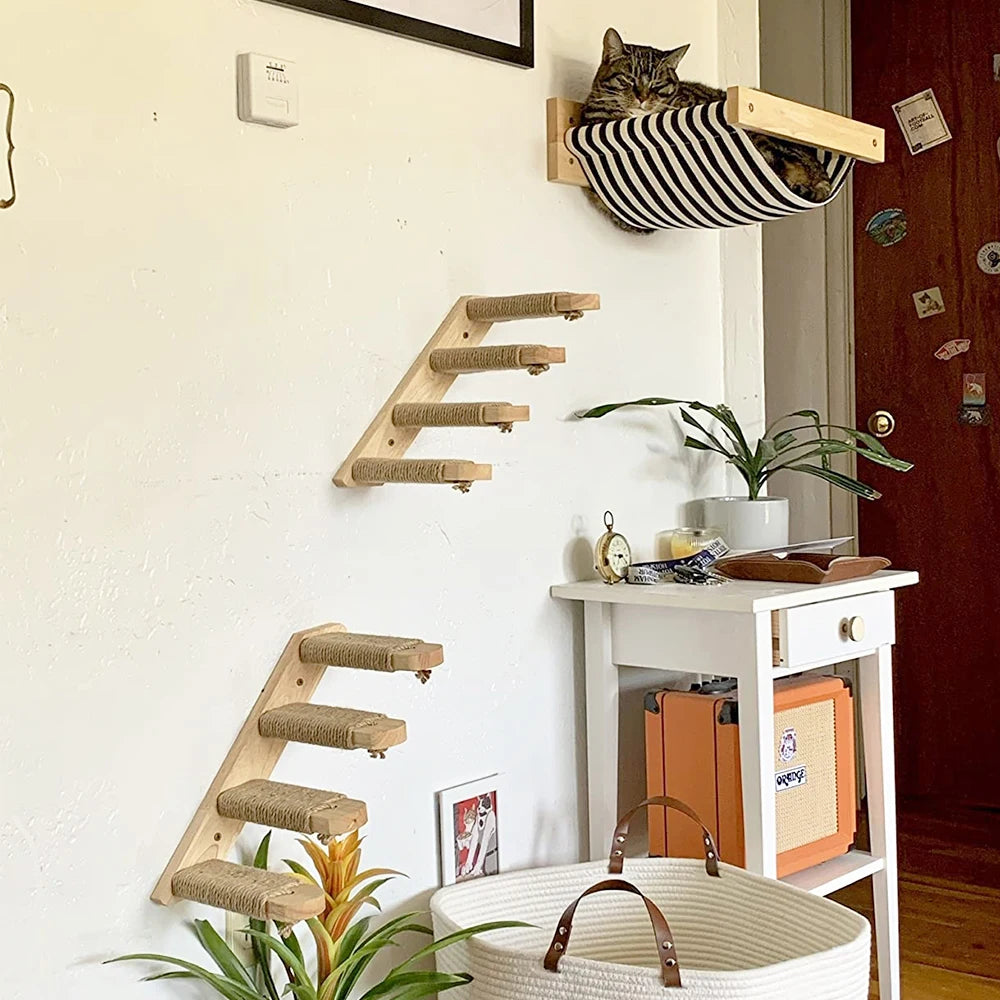 Wall-Mounted Cat Climbing Shelf